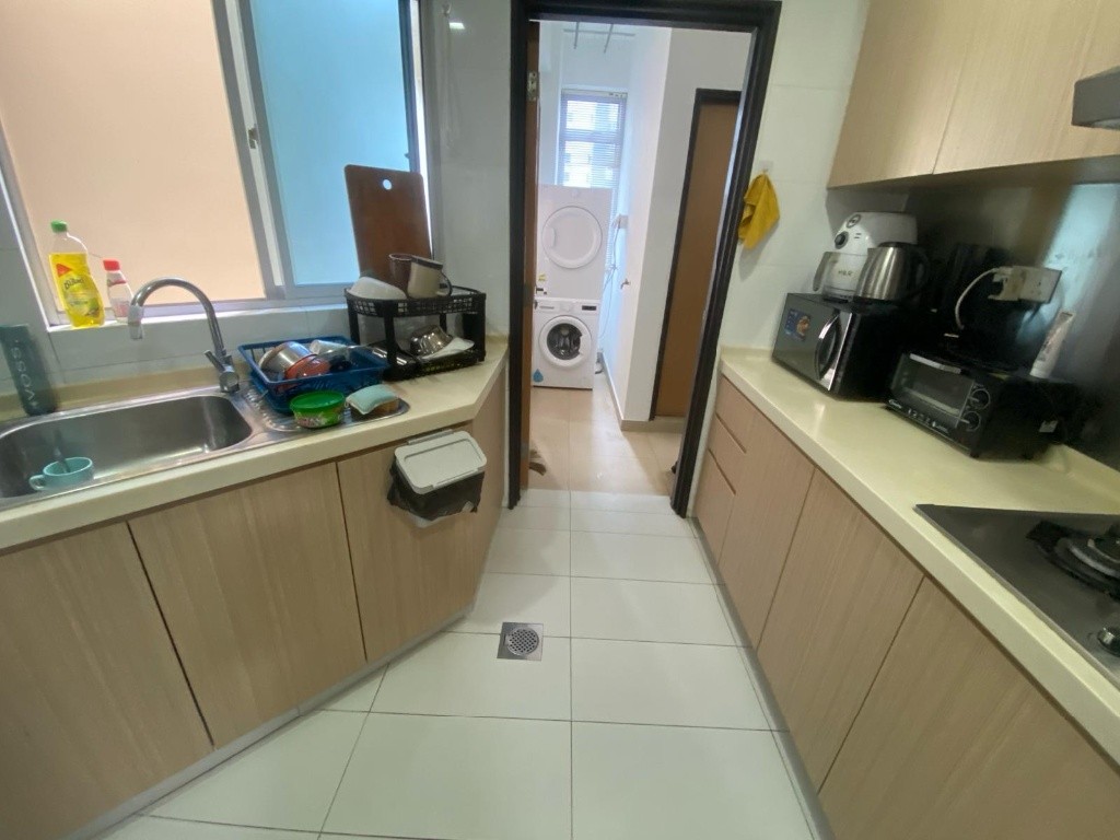 Room for rent / TOA PAYOH / Common room / 1pax stay / Available 7 Oct - Toa Payoh 大巴窯 - 整個住家 - Homates 新加坡