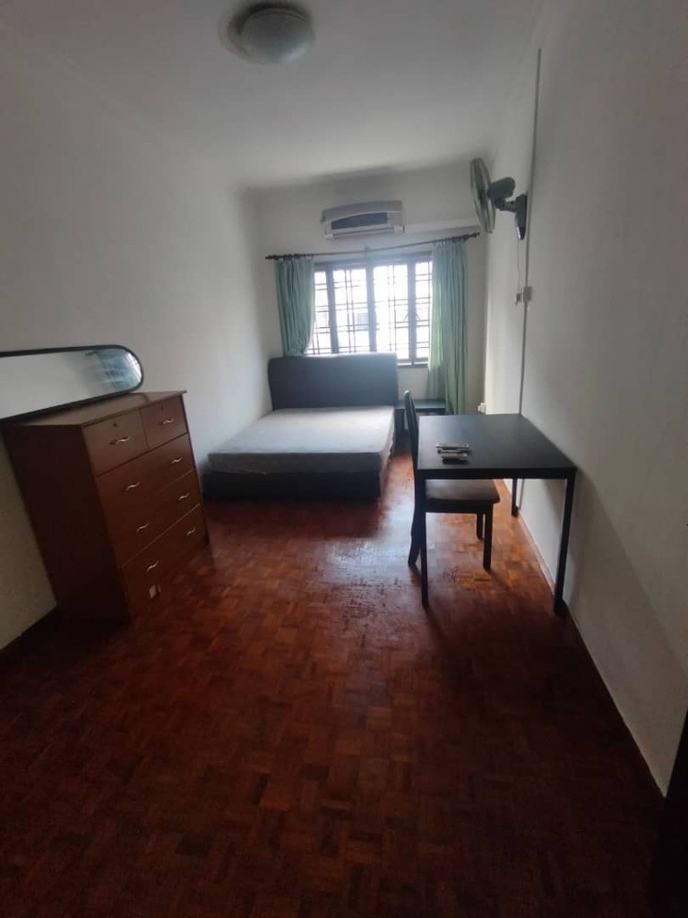 Room for rent / Toa Payoh / Common room / 1-2 pax stay / Available 28 Oct - Toa Payoh 大巴窯 - 分租房間 - Homates 新加坡
