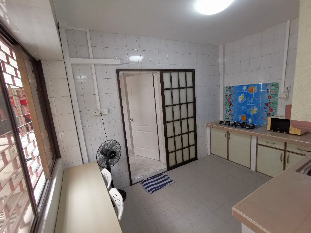 Room for rent / Toa Payoh / Common room / 1-2 pax stay / Available 28 Oct - Toa Payoh 大巴窯 - 分租房間 - Homates 新加坡
