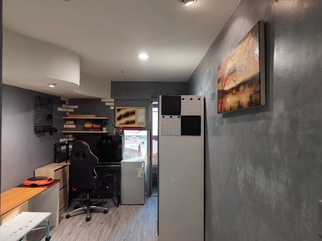 台中市 北區 獨立門牌 台水電 電梯大樓  位於14樓 權狀10坪 有獨立陽台通風採光好 獨曬獨洗 不會淋雨  - 北區 - 獨立套房 - Homates 台灣