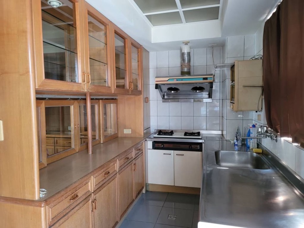 劍潭站近士林夜市｜家庭式徵室友 - 士林区 - 整个住家 - Homates 台湾