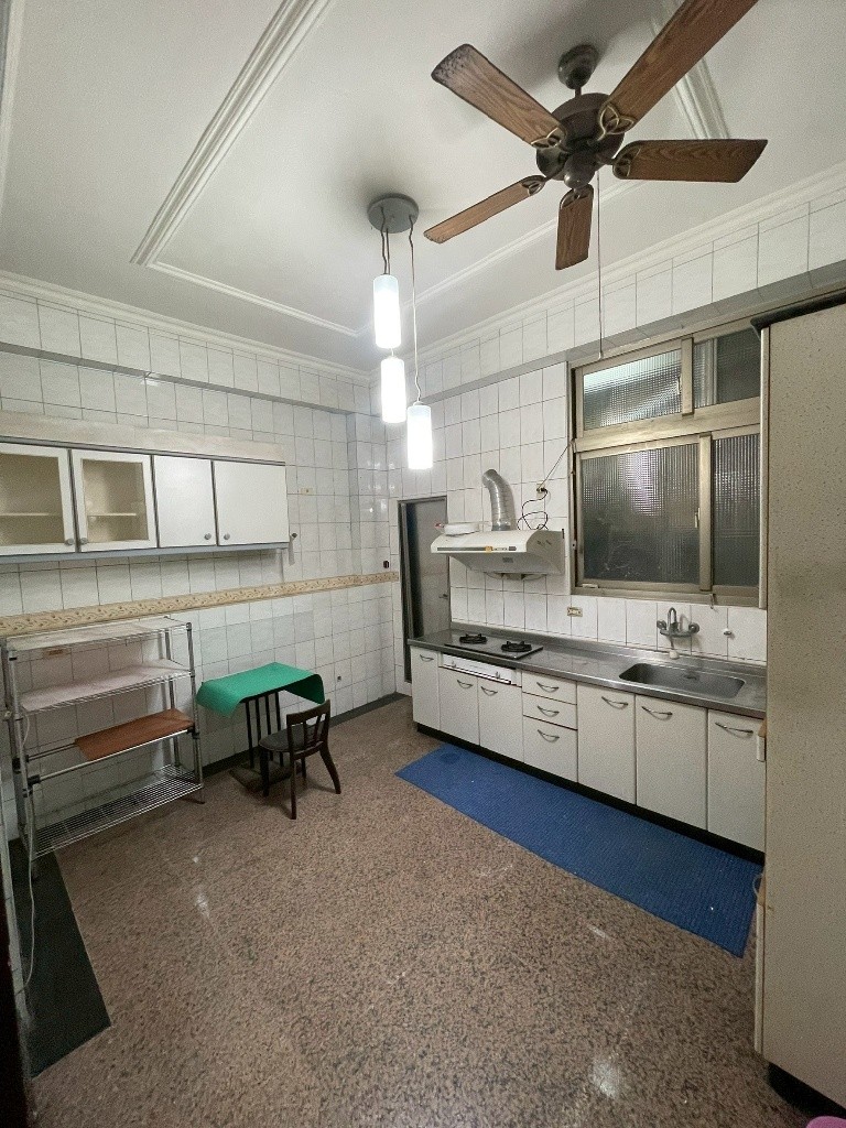 中陽路🎀優質地段🎀寬敞大透天🎀超美裝潢✅可租補 - 豐原區 - 整個住家 - Homates 台灣