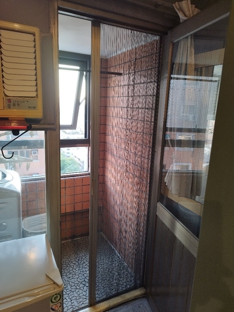 台中市 北區 獨立門牌 台水電 電梯大樓  位於14樓 權狀9.41坪 有獨立陽台通風採光好 獨曬獨洗 不會淋雨  - 北區 - 獨立套房 - Homates 台灣